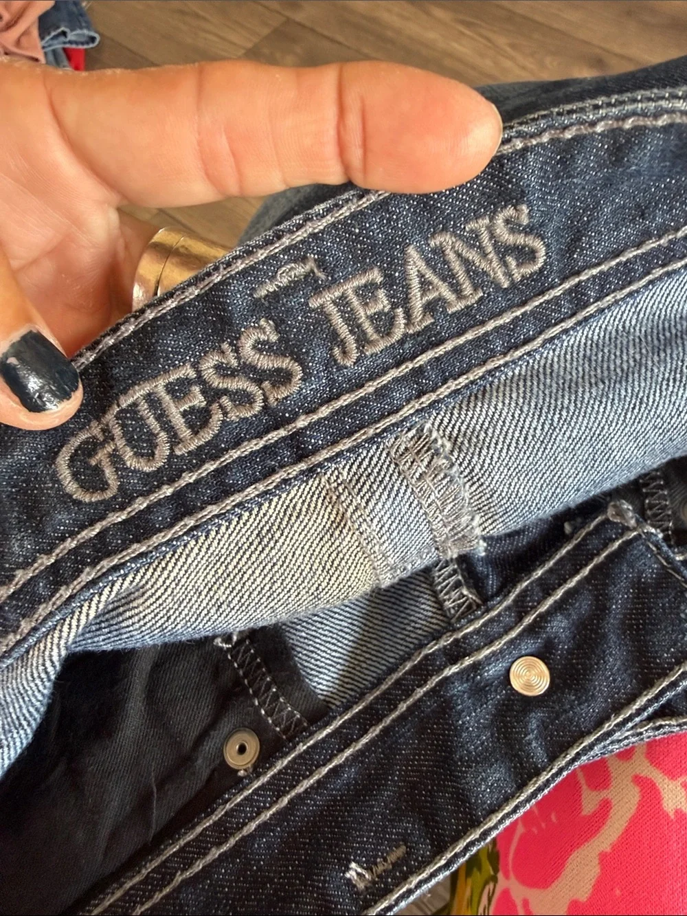 GUESS Jeans size 31 Distressed Denim Bermuda Shorts Y2K Long Jorts